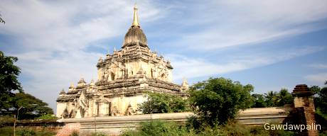 Gawdawpalin Temple from the distance