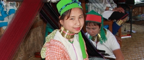 Padaung long neck girl in Inle.